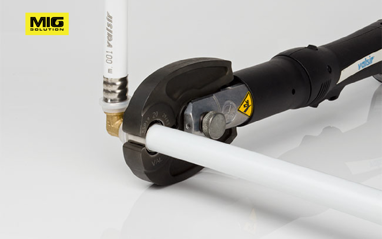 Lắp đặt ống nước PEX